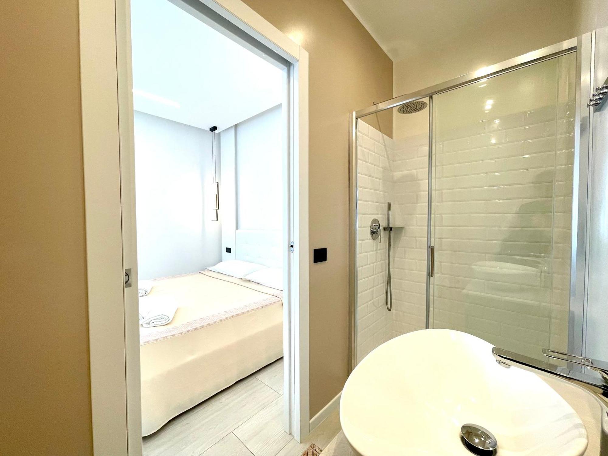 Magenta Guest house *